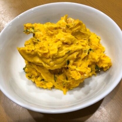 何度もリピートさせて頂いてます。簡単に美味しく作れました。6歳になる娘の大好物で、作るたびに、また作ってね、と言われます♪(๑ᴖ◡ᴖ๑)♪ご馳走様でした。